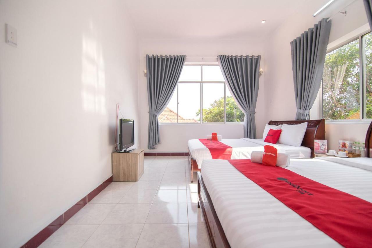 RedDoorz Plus near Bai Truoc Vũng Tàu Exterior foto