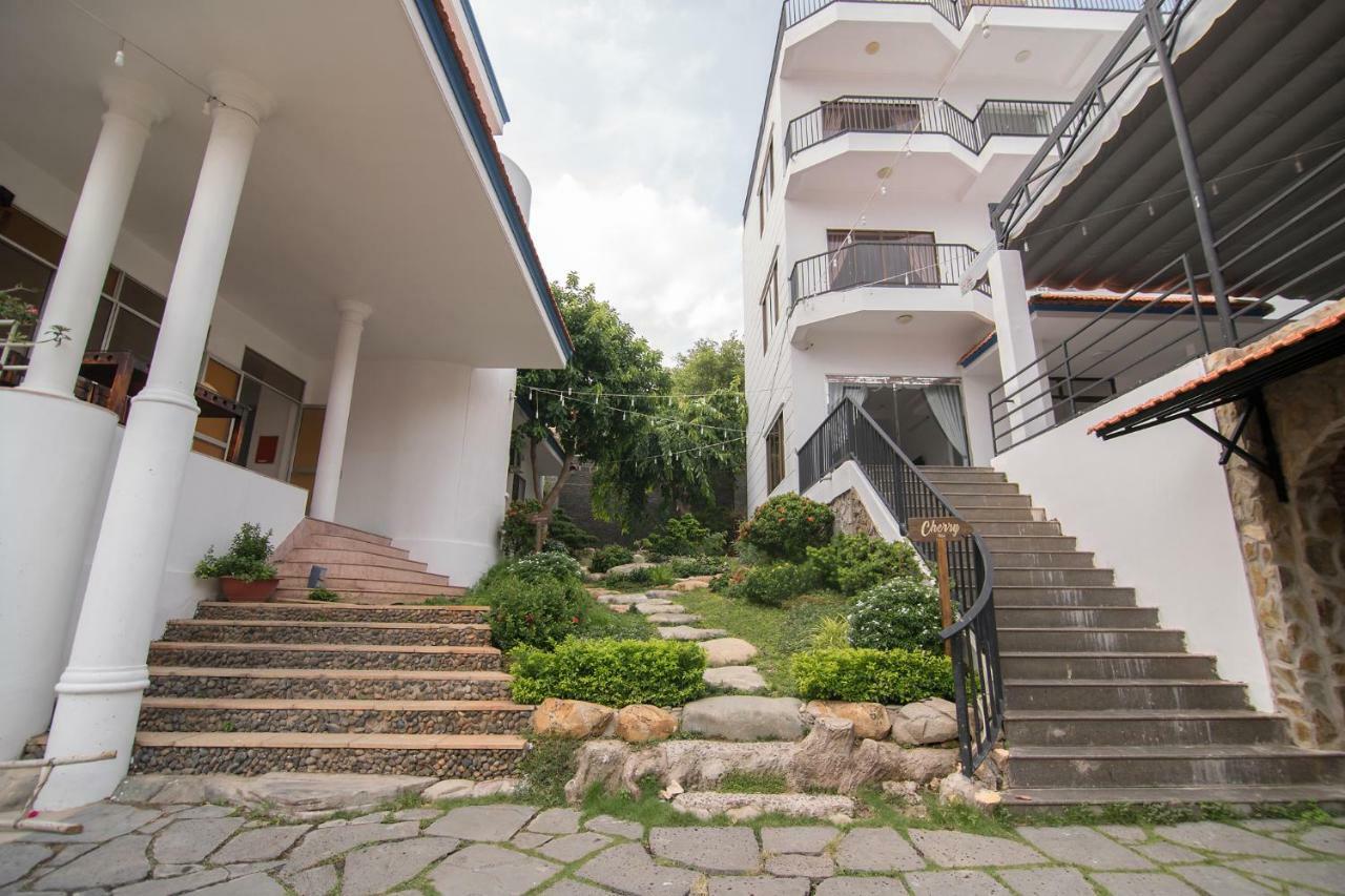 RedDoorz Plus near Bai Truoc Vũng Tàu Exterior foto