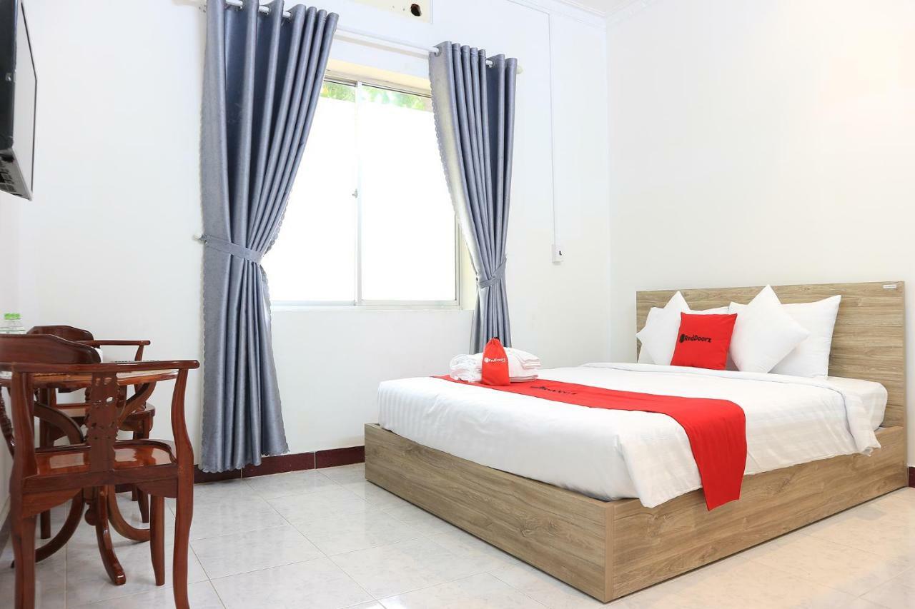 RedDoorz Plus near Bai Truoc Vũng Tàu Exterior foto